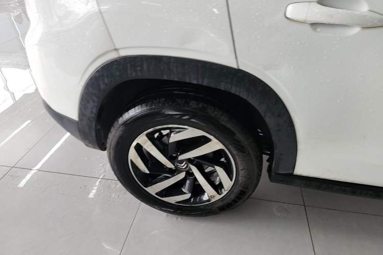 Used Citroen C3-XR 2015 1.6L Automatic Pioneer Model Right Rear Wheel Hub