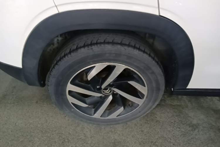 Used Citroen C3-XR 2015 1.6L Automatic Pioneer Model Right Rear Wheel Hub