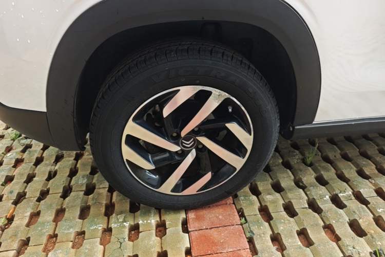 Used Citroen C3-XR 2015 1.6THP Automatic Pioneer Model Right Rear Wheel Hub