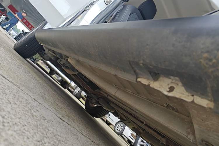 Used Citroen C3-XR 2015 1.6L Manual Fashion Edition Right Side Sill