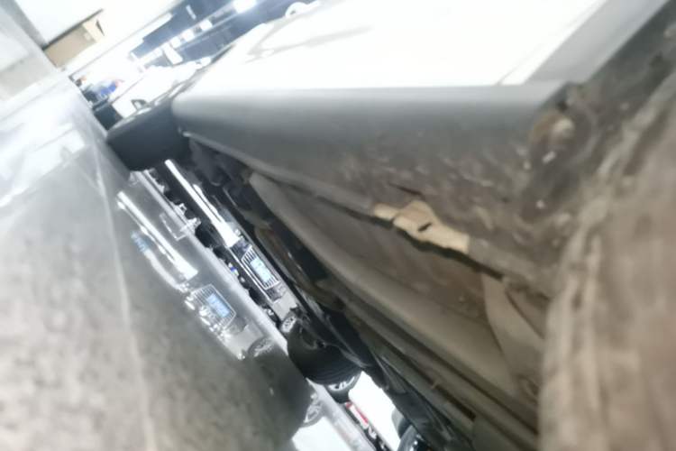 Used Citroen C3-XR 2015 1.6THP Automatic Pioneer Model Right Side Sill