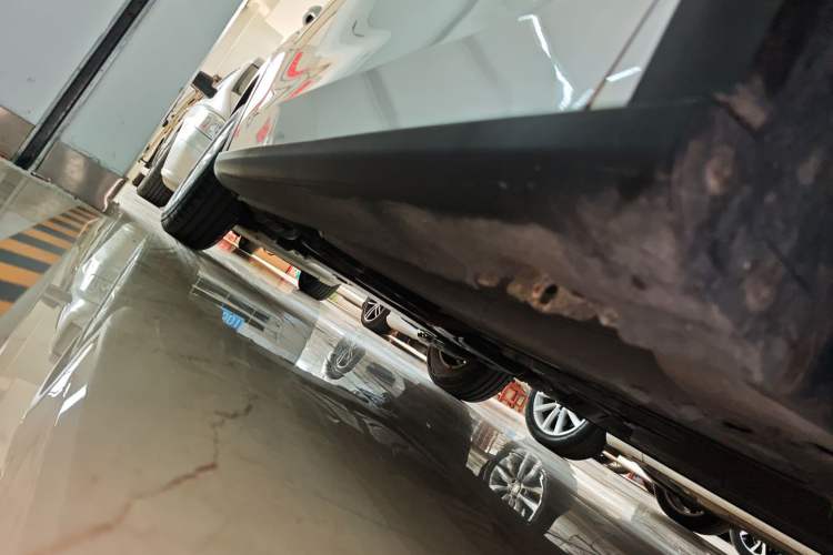 Used Citroen C3-XR 2015 1.6L Automatic Fashion Model Right Side Sill
