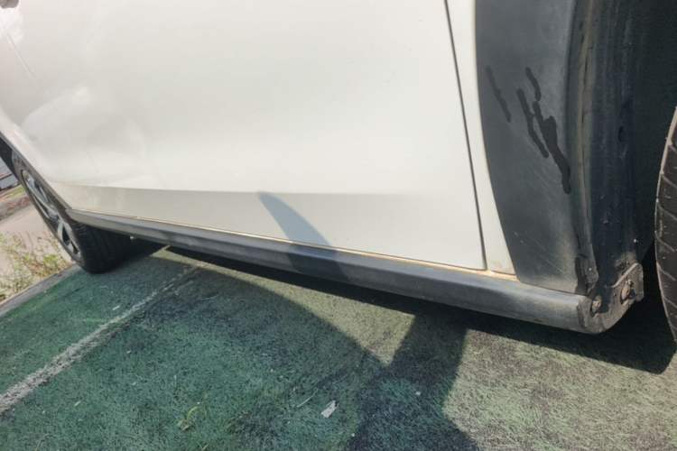 Used Citroen C3-XR 2015 1.6L Automatic Pioneer Model Right Side Sill