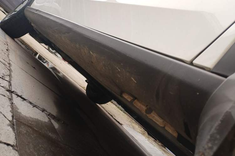 Used Citroen C3-XR 2015 1.6L Automatic Pioneer Model Right Side Sill