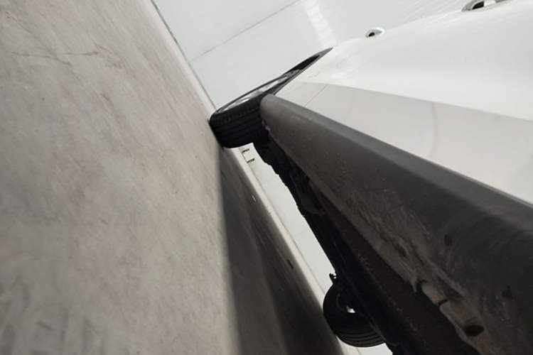 Used Citroen C3-XR 2015 1.6L Automatic Fashion Model Right Side Sill