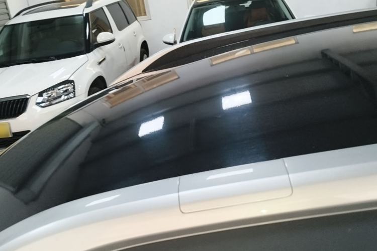 Used Citroen C3-XR 2015 1.6L Automatic Pioneer Model Roof