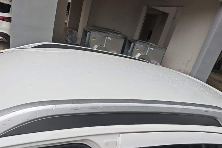 Used Citroen C3-XR 2015 1.6THP Automatic Pioneer Model Roof