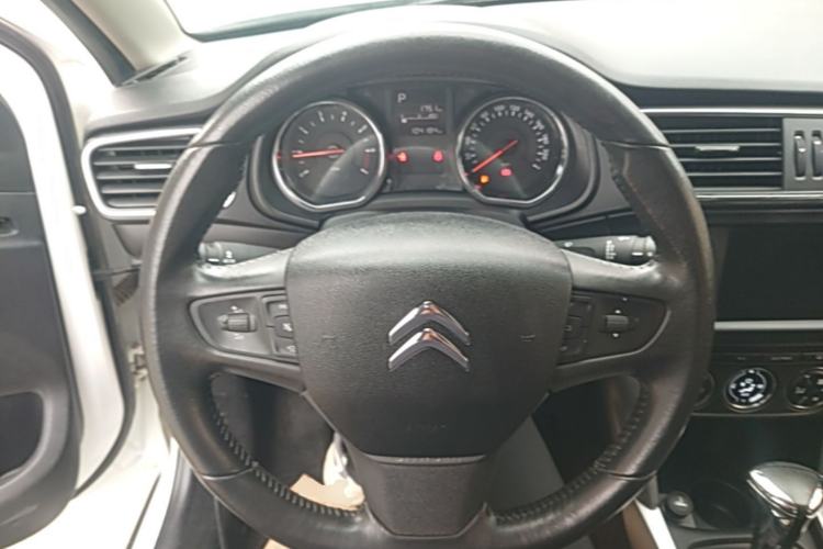 Used Citroen C3-XR 2015 1.6THP Automatic Pioneer Model Steering Wheel