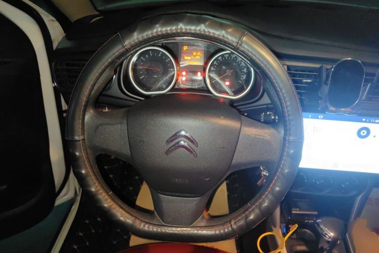 Used Citroen C3-XR 2015 1.6L Automatic Fashion Model Steering Wheel