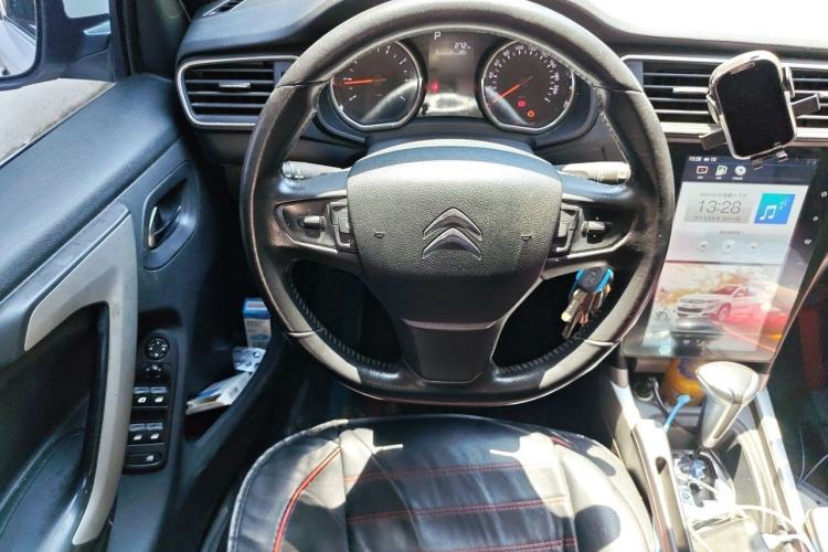 Used Citroen C3-XR 2015 1.6THP Automatic Pioneer Model Steering Wheel