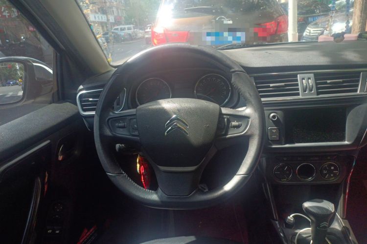 Used Citroen C3-XR 2015 1.6THP Automatic Smart Model Steering Wheel