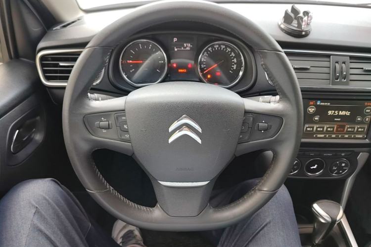 Used Citroen C3-XR 2015 1.6L Automatic Fashion Model Steering Wheel
