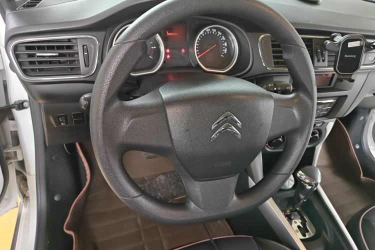 Used Citroen C3-XR 2015 1.6L Automatic Fashion Model Steering Wheel