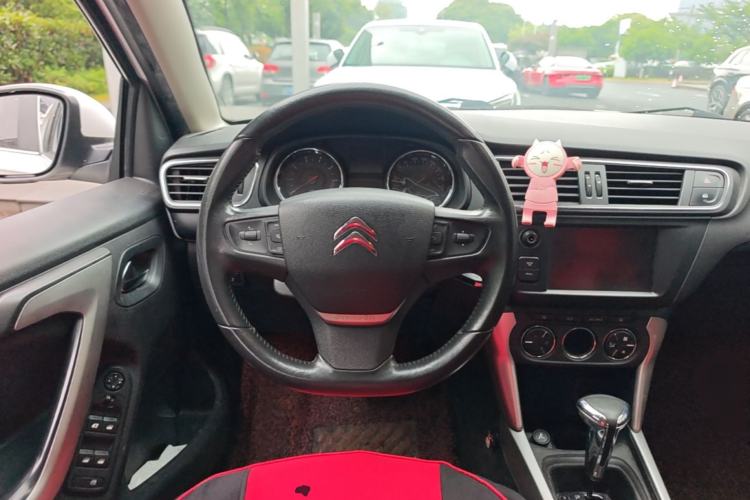 Used Citroen C3-XR 2015 1.6THP Automatic Pioneer Model Steering Wheel