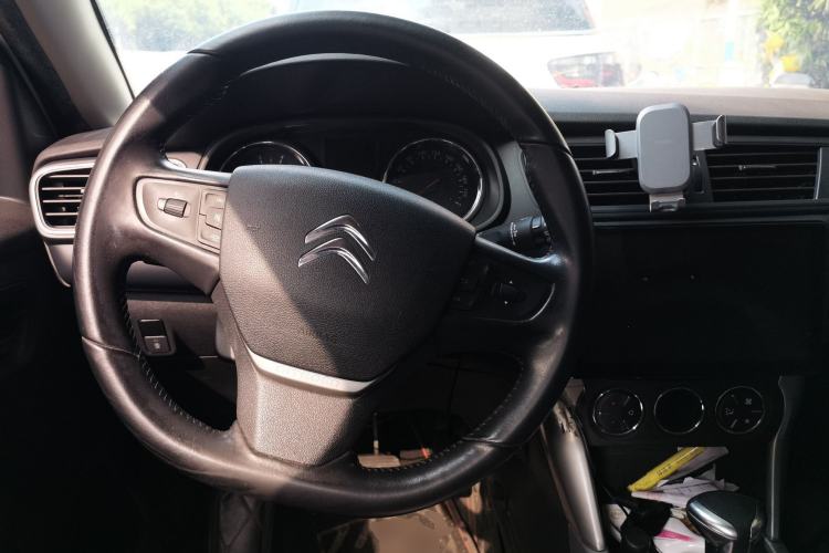 Used Citroen C3-XR 2015 1.6THP Automatic Pioneer Model Steering Wheel