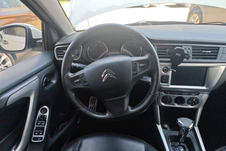 Used Citroen C3-XR 2015 1.6L Automatic Pioneer Model Steering Wheel