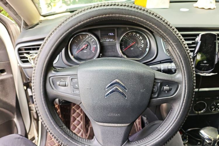 Used Citroen C3-XR 2015 1.6L Automatic Smart Version Steering Wheel