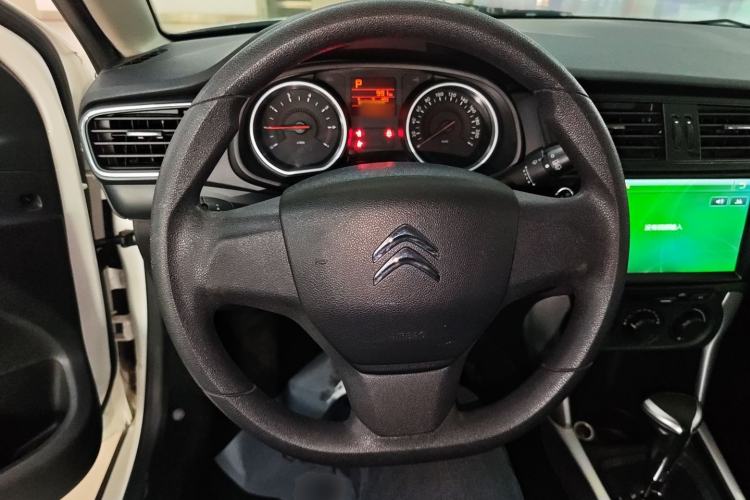 Used Citroen C3-XR 2015 1.6L Automatic Fashion Model Steering Wheel