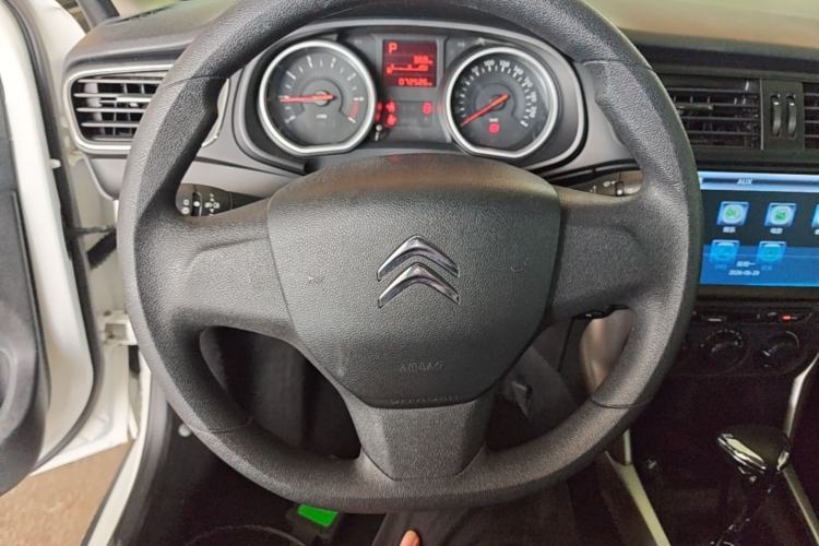 Used Citroen C3-XR 2015 1.6L Automatic Fashion Model Steering Wheel