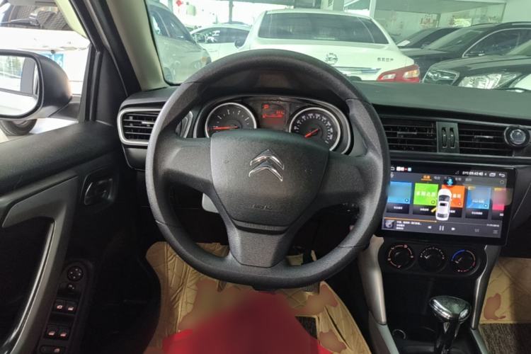 Used Citroen C3-XR 2015 1.6L Automatic Fashion Model Steering Wheel