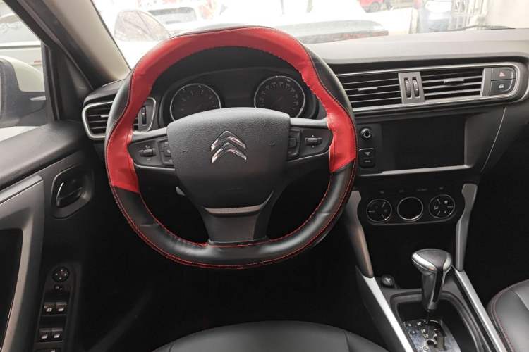 Used Citroen C3-XR 2015 1.6THP Automatic Pioneer Model Steering Wheel