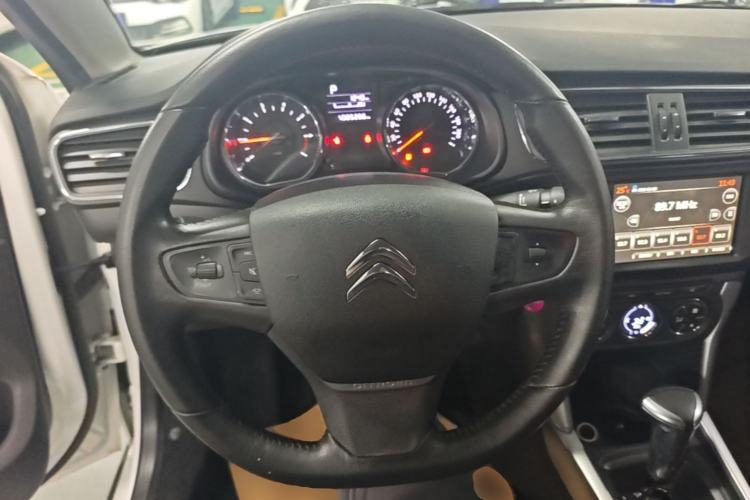 Used Citroen C3-XR 2015 1.6THP Automatic Pioneer Model Steering Wheel