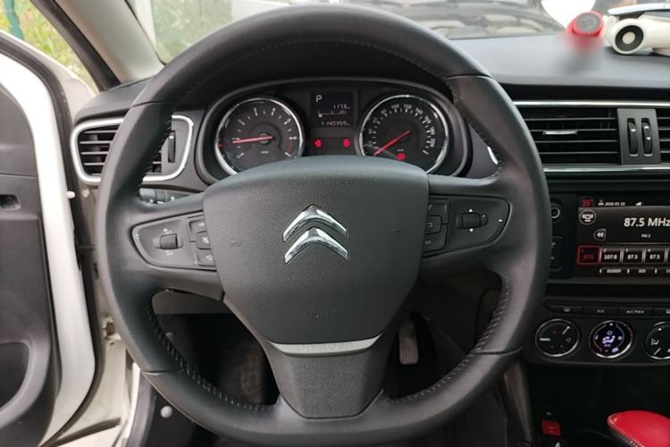 Used Citroen C3-XR 2015 1.6THP Automatic Flagship Model Steering Wheel