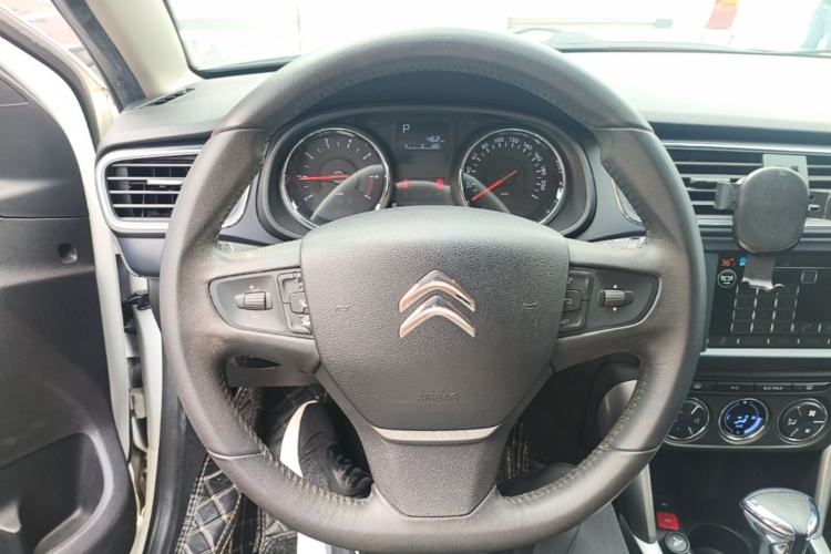Used Citroen C3-XR 2015 1.6L Automatic Smart Version Steering Wheel