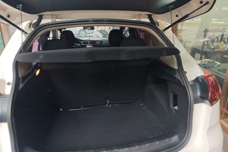 Used Citroen C3-XR 2015 1.6L Automatic Fashion Model Trunk