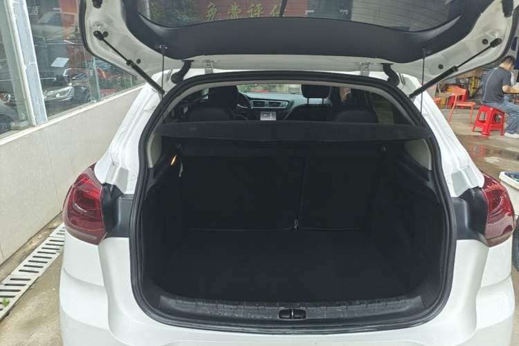 Used Citroen C3-XR 2015 1.6L Automatic Smart Version Trunk