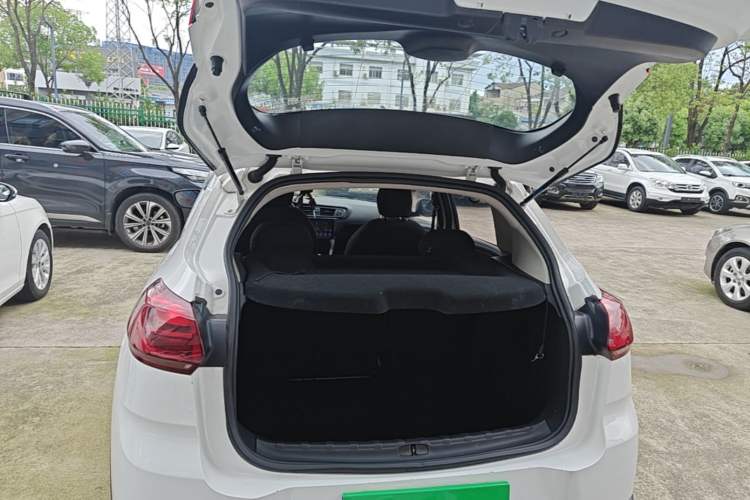 Used Citroen C3-XR 2015 1.6L Manual Fashion Edition Trunk