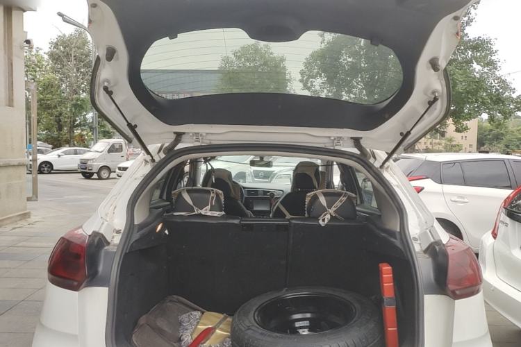 Used Citroen C3-XR 2015 1.6L Automatic Pioneer Model Trunk