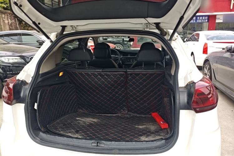 Used Citroen C3-XR 2015 1.6L Automatic Pioneer Model Trunk