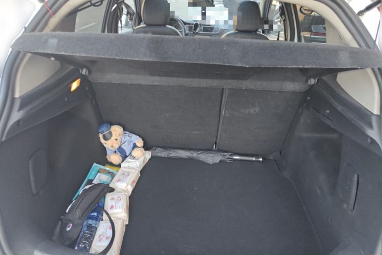 Used Citroen C3-XR 2015 1.6L Automatic Pioneer Model Trunk