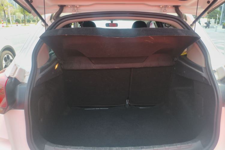 Used Citroen C3-XR 2015 1.6L Automatic Smart Version Trunk