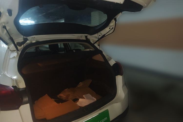 Used Citroen C3-XR 2015 1.6L Automatic Fashion Model Trunk