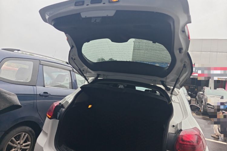 Used Citroen C3-XR 2015 1.6L Automatic Pioneer Model Trunk