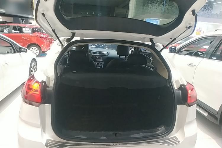 Used Citroen C3-XR 2015 1.6L Automatic Pioneer Model Trunk