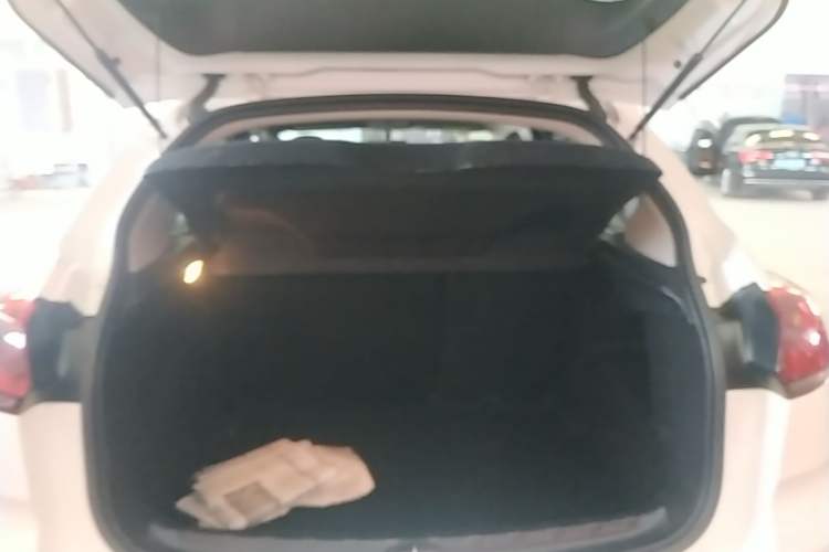 Used Citroen C3-XR 2015 1.6L Automatic Pioneer Model Trunk