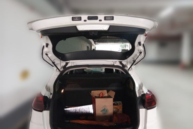 Used Citroen C3-XR 2015 1.6L Manual Pioneer Model Trunk