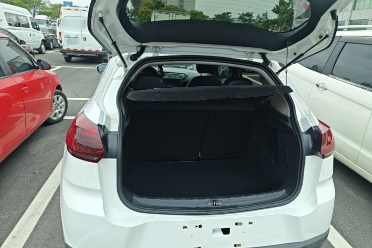 Used Citroen C3-XR 2015 1.6L Automatic Pioneer Model Trunk