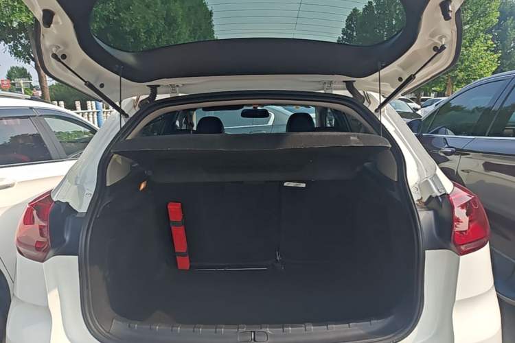 Used Citroen C3-XR 2015 1.6L Automatic Pioneer Model Trunk