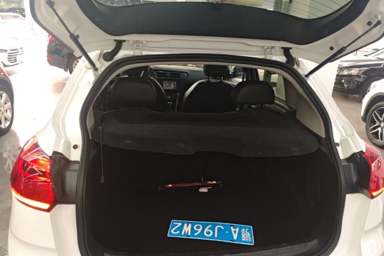 Used Citroen C3-XR 2015 1.6L Automatic Pioneer Model Trunk