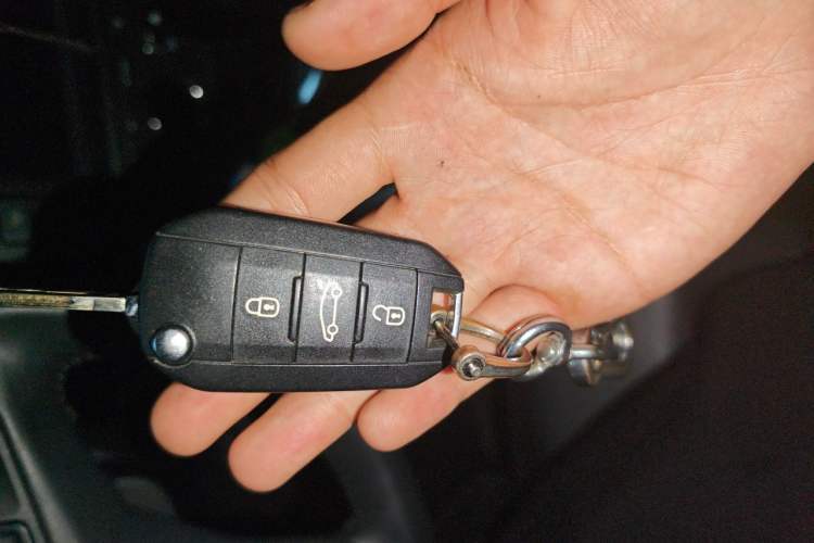 Used Citroen C3-XR 2015 1.6L Automatic Pioneer Model Vehicle Key