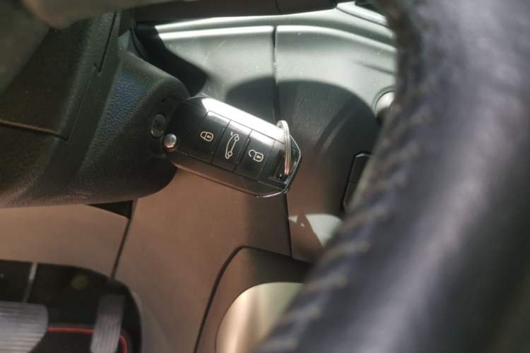 Used Citroen C3-XR 2015 1.6L Automatic Pioneer Model Vehicle Key
