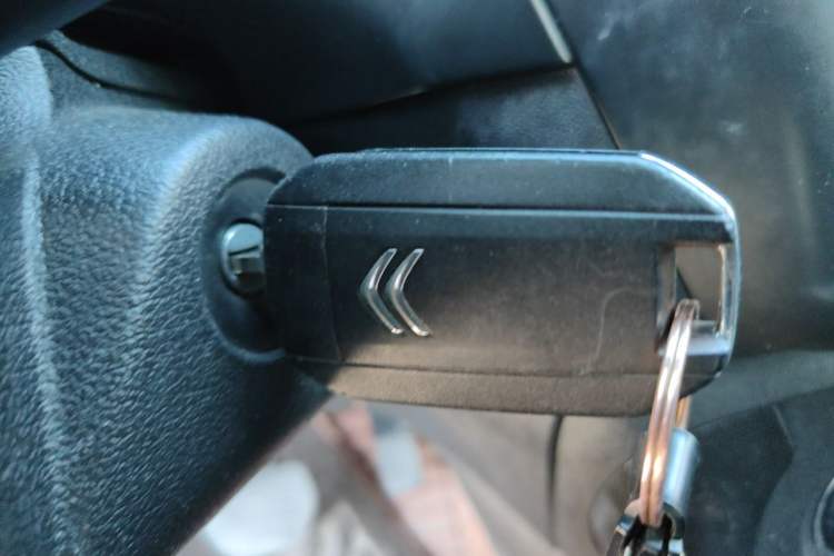 Used Citroen C3-XR 2015 1.6L Automatic Pioneer Model Vehicle Key