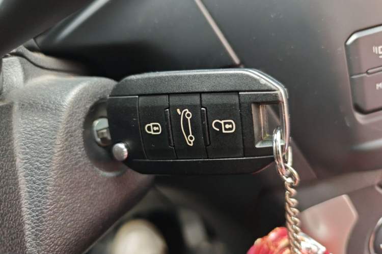Used Citroen C3-XR 2015 1.6L Automatic Pioneer Model Vehicle Key
