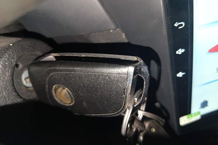 Used Citroen C3-XR 2015 1.6L Automatic Fashion Model Vehicle Key