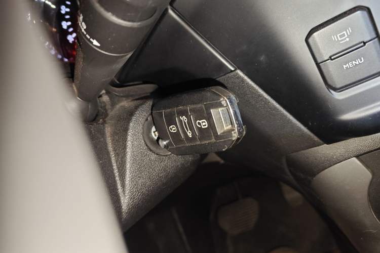 Used Citroen C3-XR 2015 1.6L Automatic Pioneer Model Vehicle Key