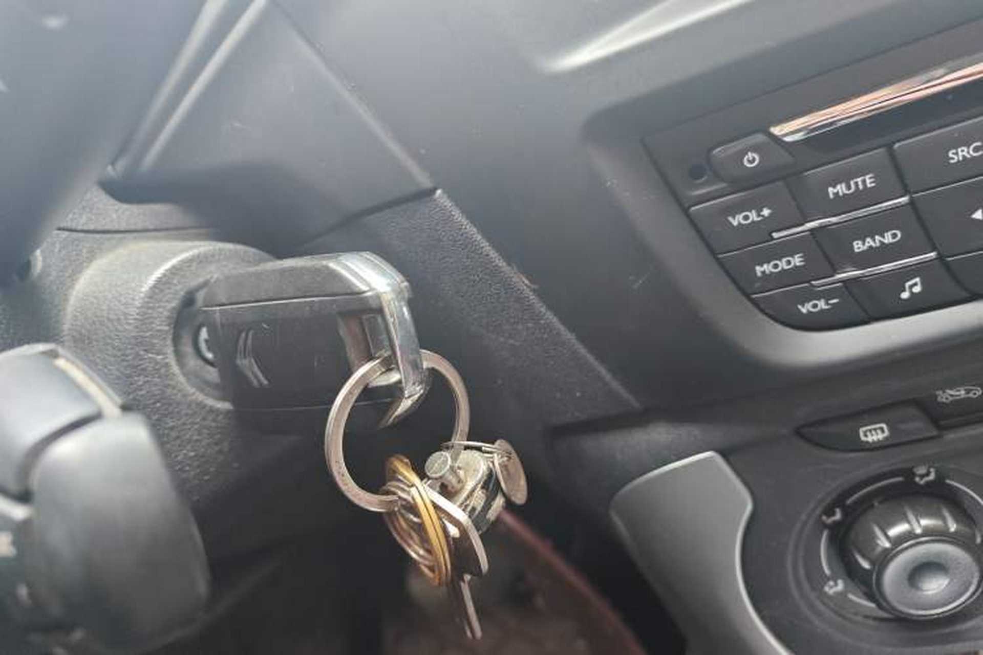 Used Citroen C3-XR 2015 1.6L Automatic Fashion Model Vehicle Key